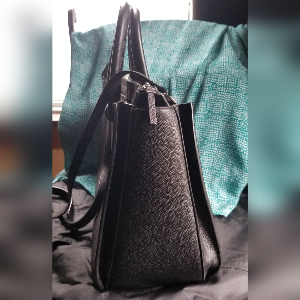 THE ROW Leather Classic Handle Tote - Picture 5 of 13